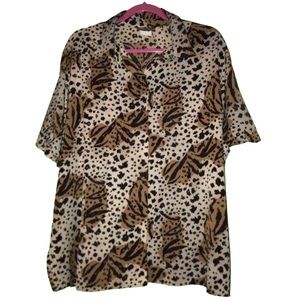 NOTATIONS ANIMAL PRINT BUTTON DOWN
